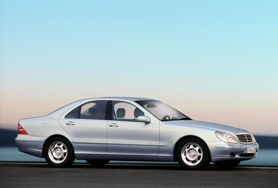  Mercedes-Benz S-Class 2000 года  (фото 8 из 42)
